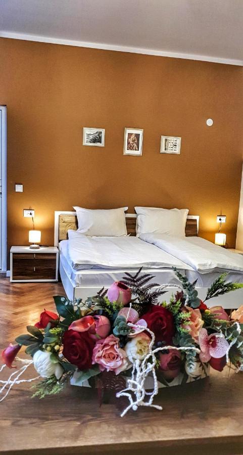 Casa Crown Hotel Brasov Ngoại thất bức ảnh