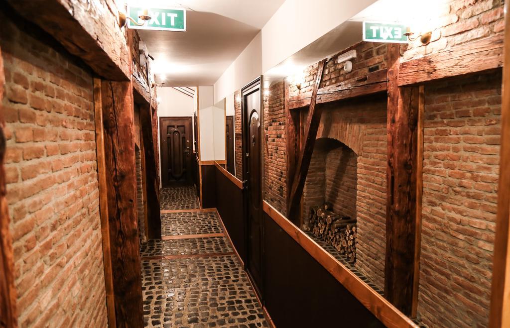 Casa Crown Hotel Brasov Ngoại thất bức ảnh