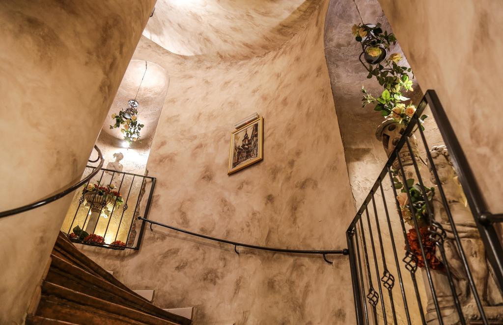 Casa Crown Hotel Brasov Ngoại thất bức ảnh
