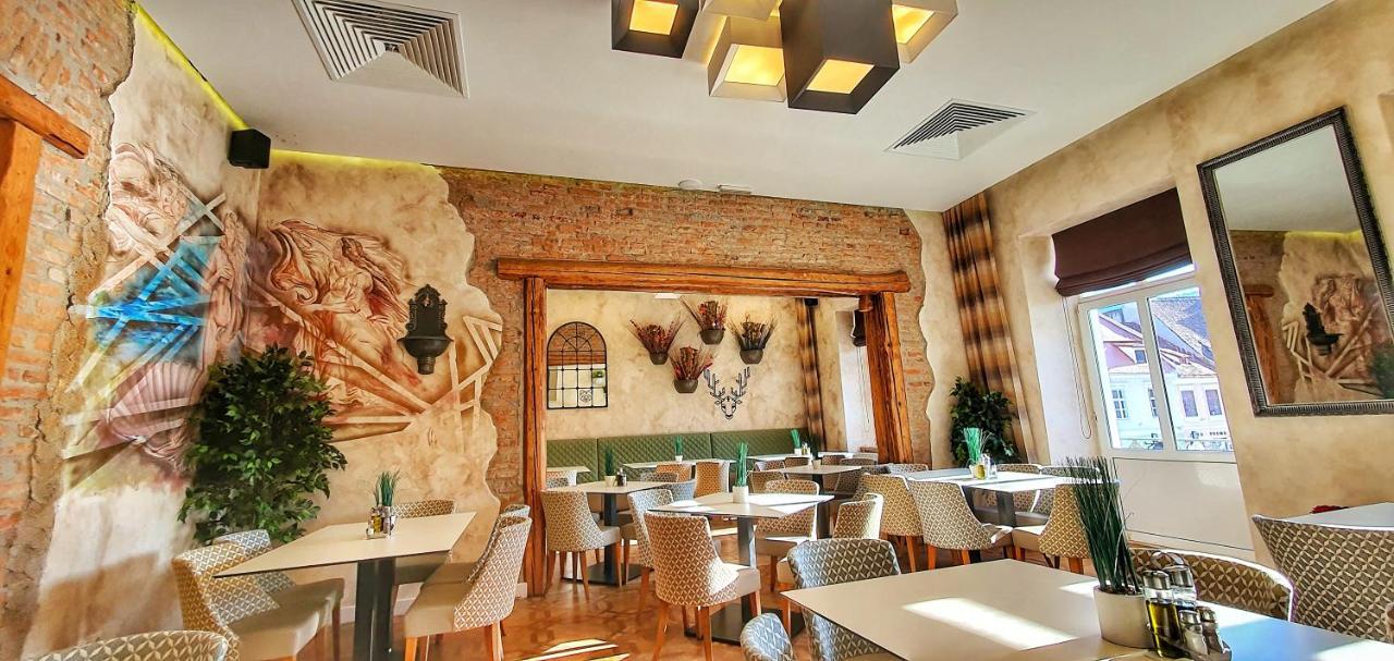 Casa Crown Hotel Brasov Ngoại thất bức ảnh