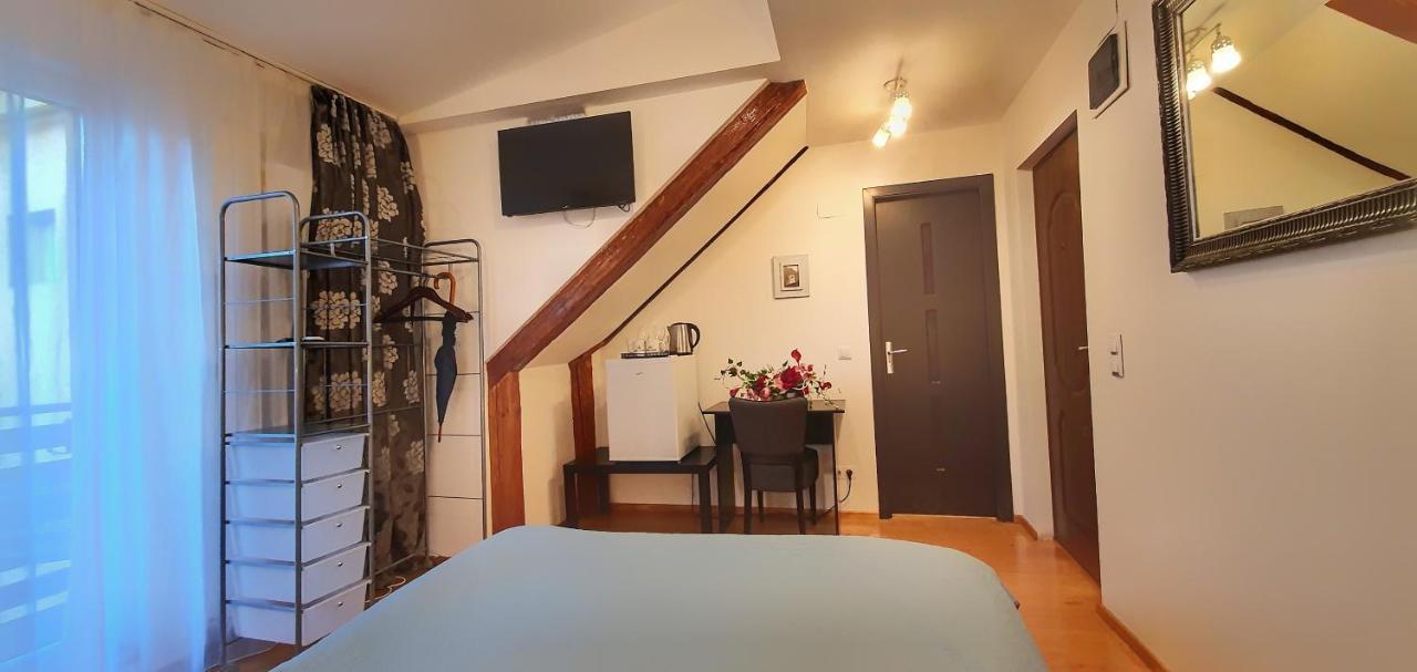 Casa Crown Hotel Brasov Ngoại thất bức ảnh