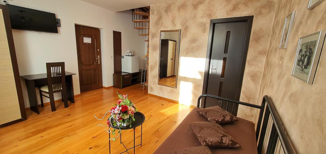 Casa Crown Hotel Brasov Ngoại thất bức ảnh
